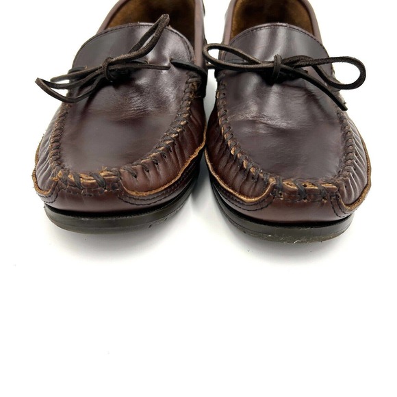 Minnetonka Essential Hardsole Moccasin Brown Leather Men's 8.5 Slip On - Picture 2 of 12